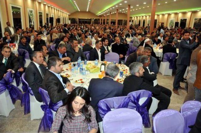 Demirtaş Van'da Dayanışma Yemeğini Katıldı