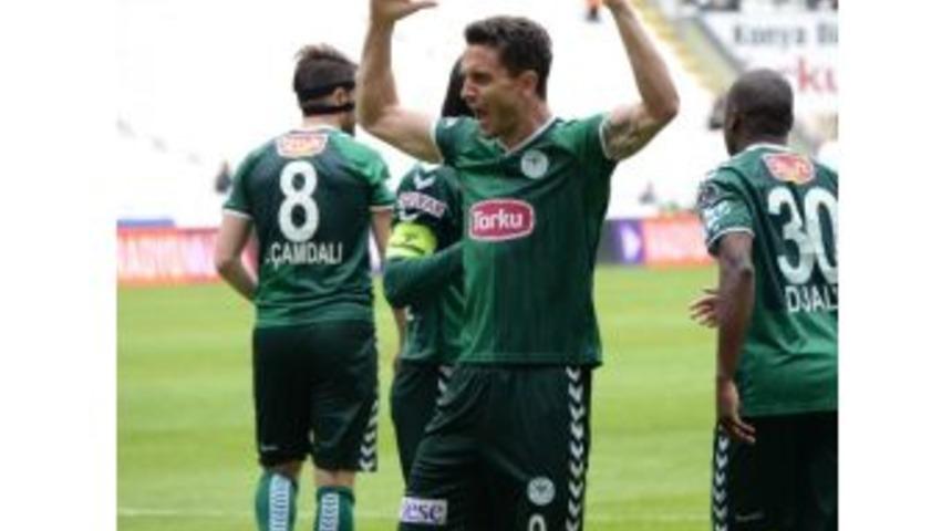 G&ouml;nderilmek İstenen Rangelov İki Haftadır Takımını Sırtlıyor