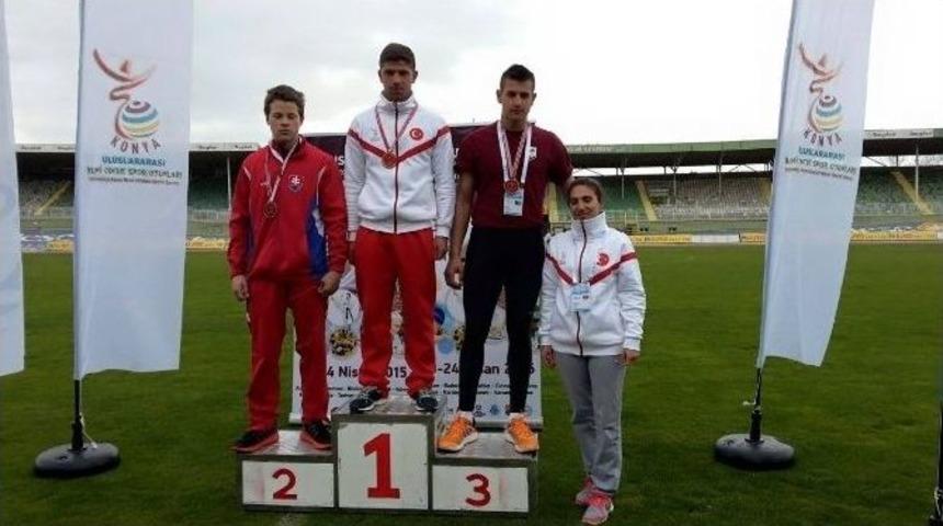 Hakkarili Tarık D&uuml;nya Birincisi Oldu