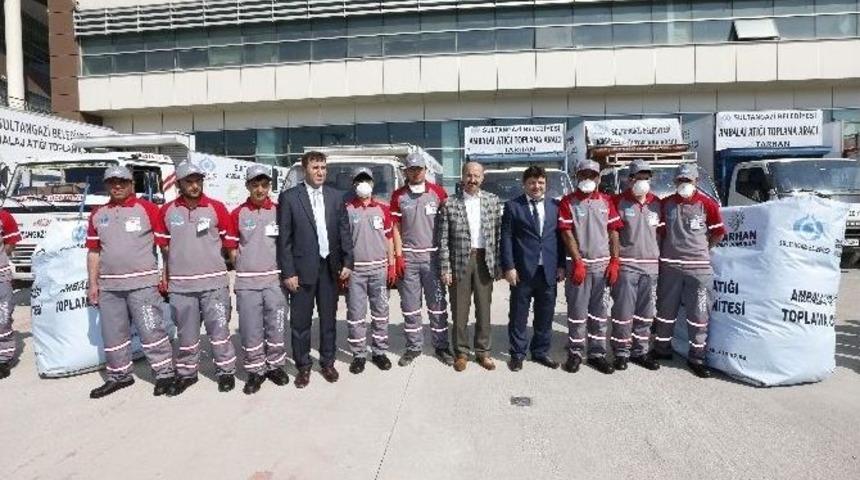 Kağıt Toplayıcıları Tek Tip Kıyafetle &Ccedil;alışacak