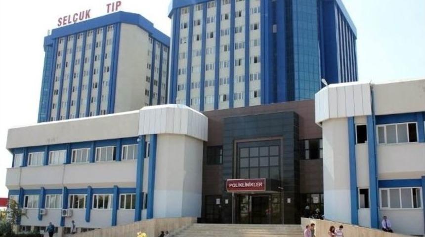 Sel&ccedil;uk Tıp&rsquo;tan Akreditasyon Başarısı