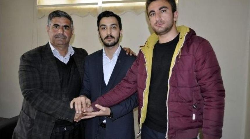 Muhtarı İle Okul M&uuml;d&uuml;r&uuml; Barıştırıldı