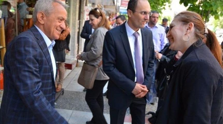 Mhp&rsquo;li Coşkun Ziyaretlerine Karak&ouml;y&rsquo;de Devam Etti