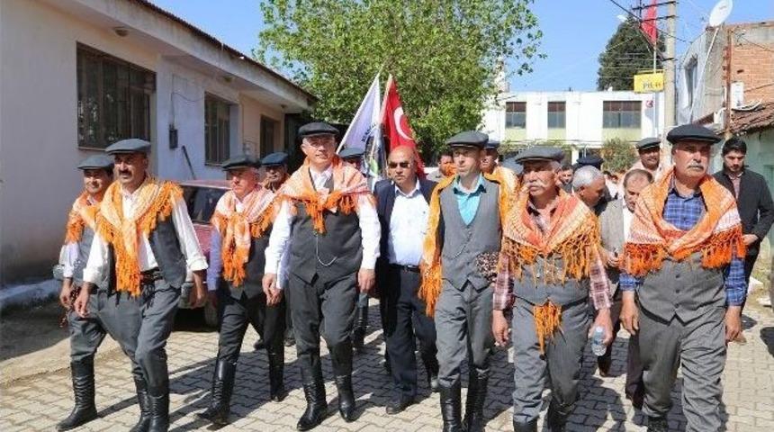 Pazar G&uuml;n&uuml; Torbalı&rsquo;da Y&ouml;r&uuml;k Şenliği Var
