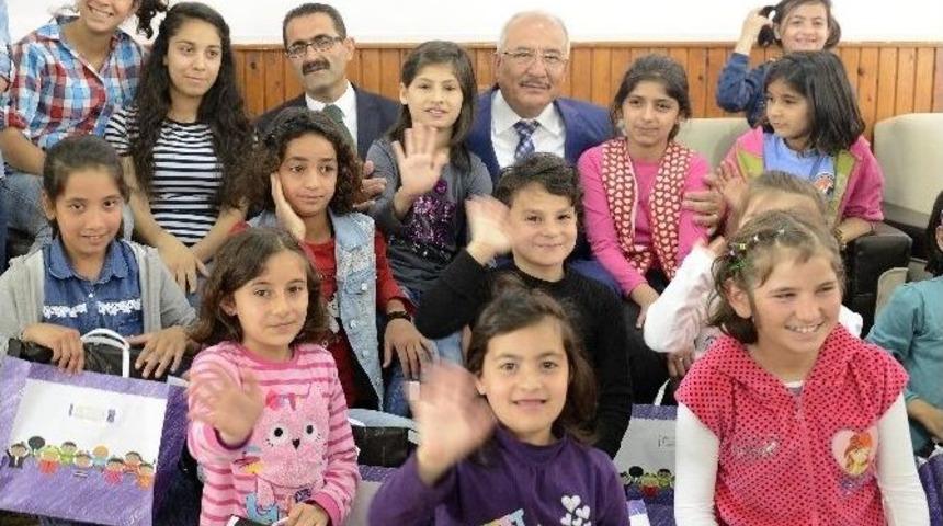 &Ccedil;ocuklar Geleceğimizdir