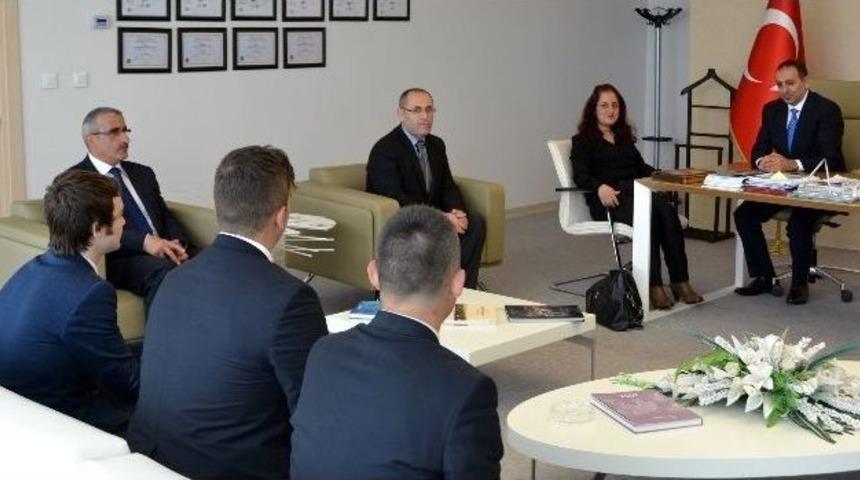 Umutla Başlayan Yolculuk Onları &rsquo;iş Sahibi&rsquo; Yaptı