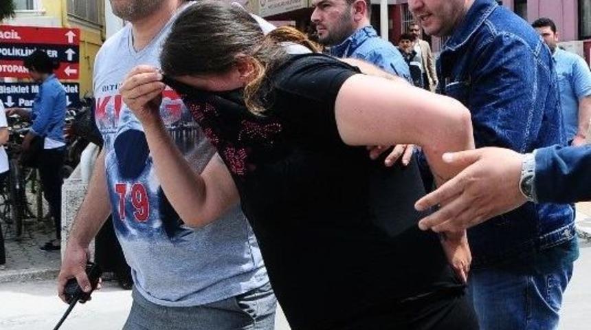 Ambulansla Ka&ccedil;an Zanlılar Vurgun Yapamadan Yakalandı