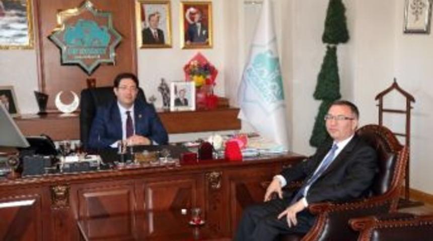 Pmyo M&uuml;d&uuml;r&uuml; Cang&uuml;l&rsquo;den Başkan Yazgı&rsquo;ya Ziyaret