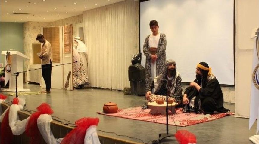 Anadolu İmam Hatip Lisesi&rsquo;nden Kutlu Doğum Etkinliği