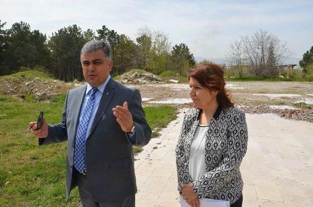 Ereğli’de Yanan Restoran Alanı Yeniden Hayat Bulacak 1