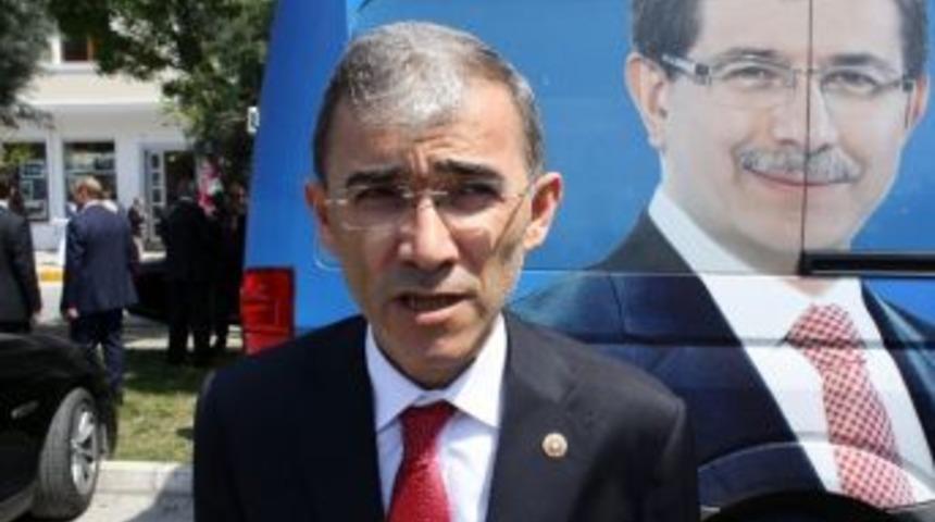 Ak Partili Kubat: &ldquo;hedefimiz Y&uuml;zde 50&rsquo;nin &Uuml;zerinde Oy Almak&rdquo;