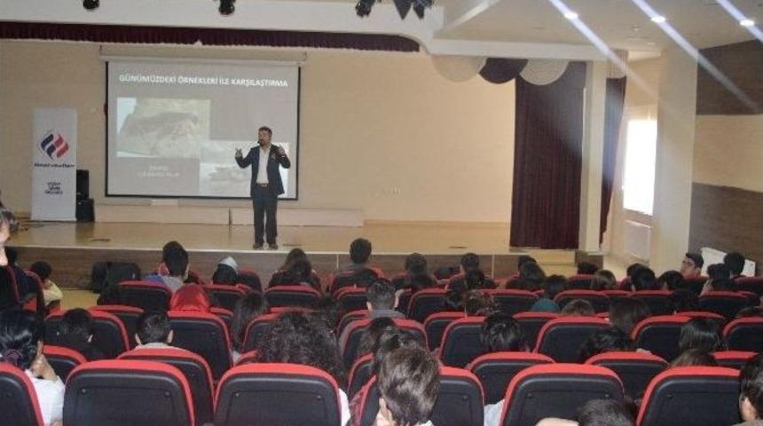 Final Okulları&rsquo;nda 300 Milyon Yıllık Fosiller Sergilendi