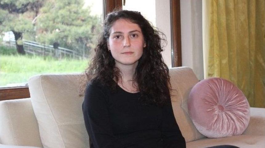 Tatil İ&ccedil;in Gittiği Nepal&rsquo;de Depreme Yakalandı