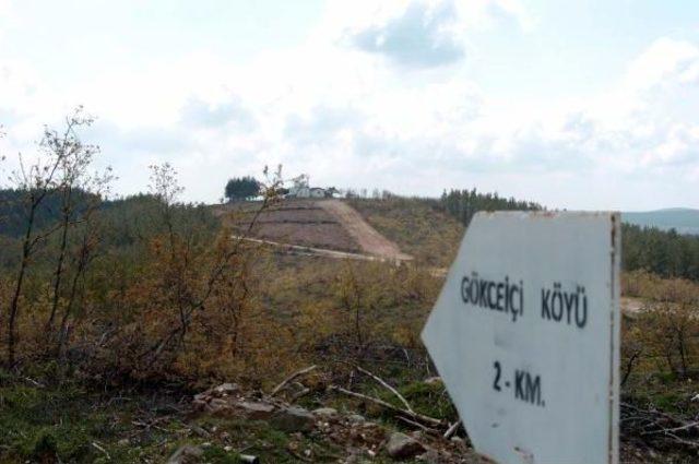 Çekyat Içinde Sakladığı Altınlar, Güpegündüz Çalındı