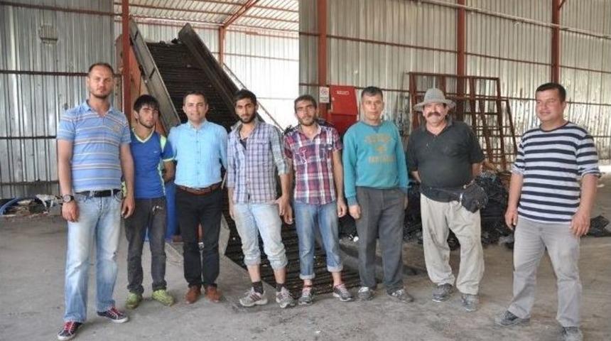 Chp Adayı Kara, Kemer&rsquo;de Esnafın Sorunlarını Dinledi