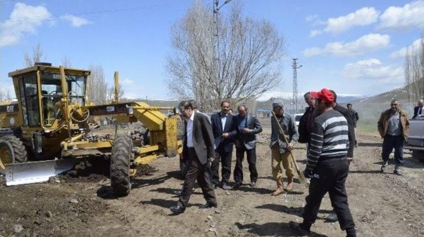 Paland&ouml;ken Belediyesi K&ouml;ylerde Kilit Taşı &Ccedil;alışmalarına Start Verdi