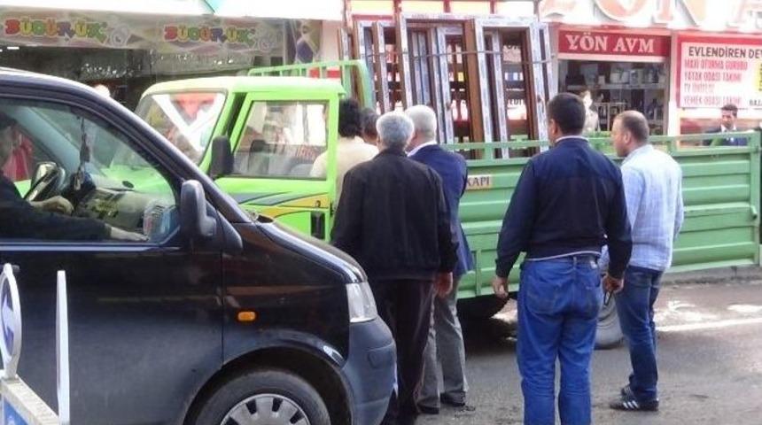 (&ouml;zel Haber) S&uuml;r&uuml;c&uuml;lerin Yol Kavgası