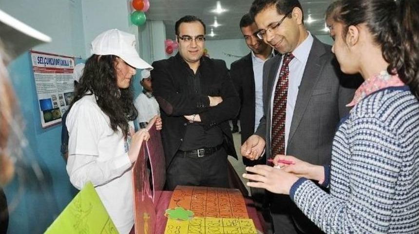 Sel&ccedil;uklu Ortaokulu &lsquo;bilim Şenliği&rsquo; Sergisini A&ccedil;tı