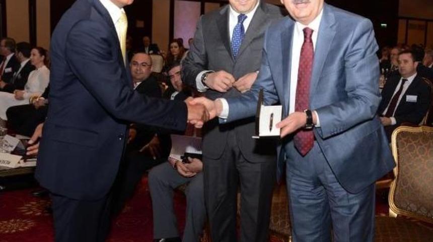 Sağlık Bakanı M&uuml;ezzinoğlu: T&uuml;rkiye, 2018&rsquo;De Ileri Teknolojiyle Donatılmış 95 Bin Yatak Kapasiteli Hastanelere Kavuşacak