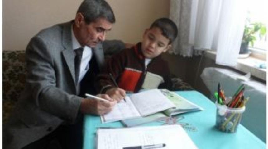 Meb&rsquo;den 5 Bin &Ouml;ğrenciye Evde Eğitim Hizmeti