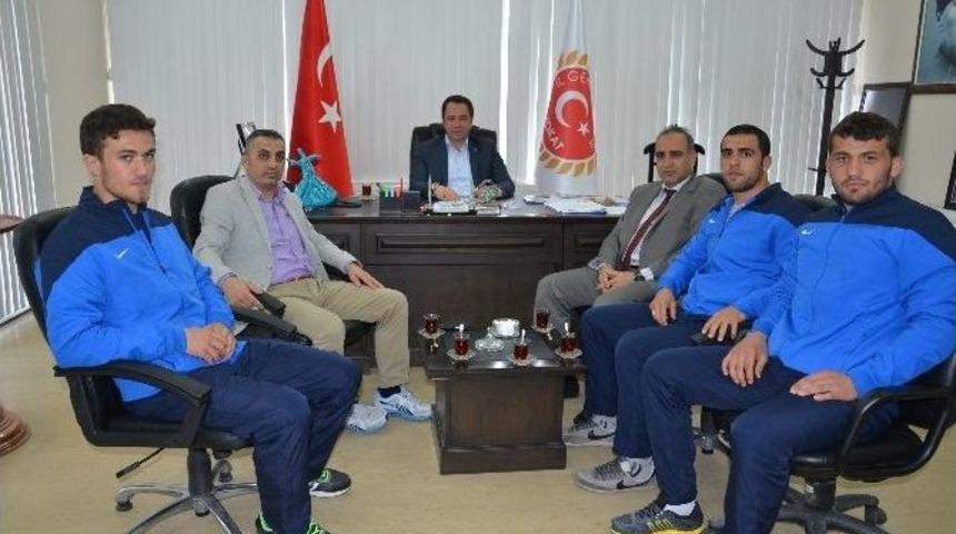 Şampiyonadan Dereceyle D&ouml;nd&uuml;ler