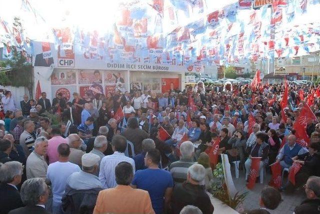 Didim’de Chp’den Miting Gibi Seçim Ofisi Açılışı