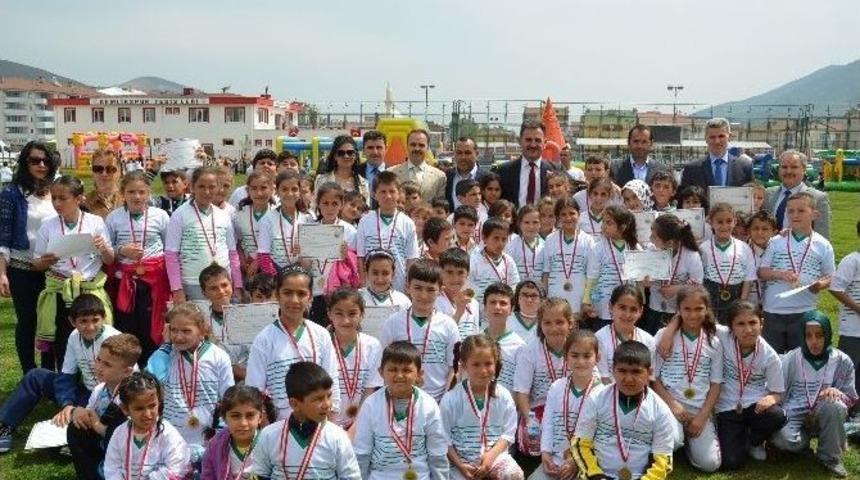 Gemlik&rsquo;te &Ccedil;ocuk Oyunları Şenliği