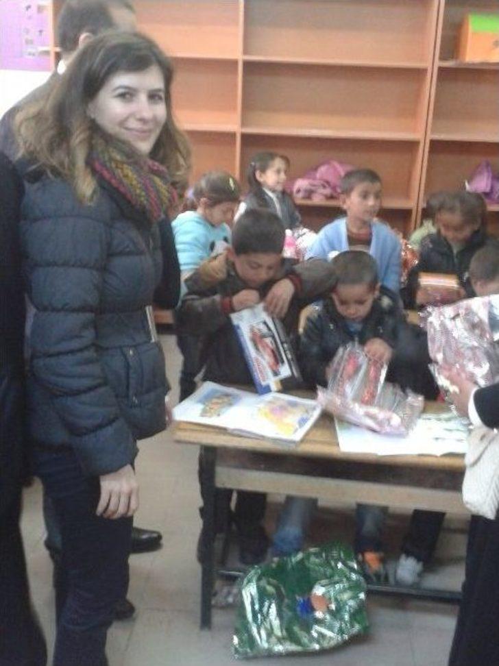 Van’da ‘her Çocuğun Bir Oyuncağı Olsun’ Kampanyası G3