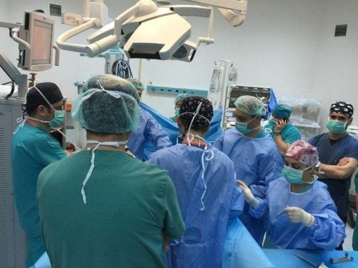 Da Vinci Robotik Cerrahi Sistemi Şanlıurfa’da G5