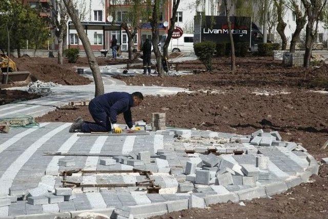 Odunpazarı Belediyesi Ekipleri Bilgi Parkı’nı Yeniledi