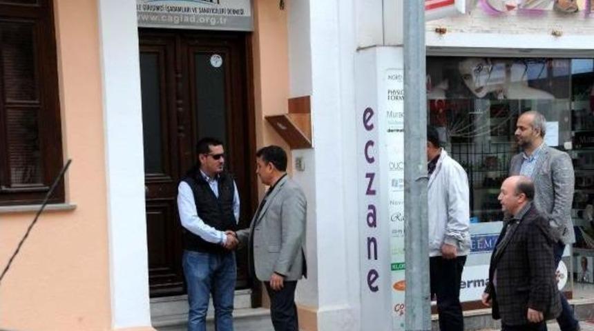 &Ccedil;anakkale İşadamları Derneği'ne Polis Baskını (2)