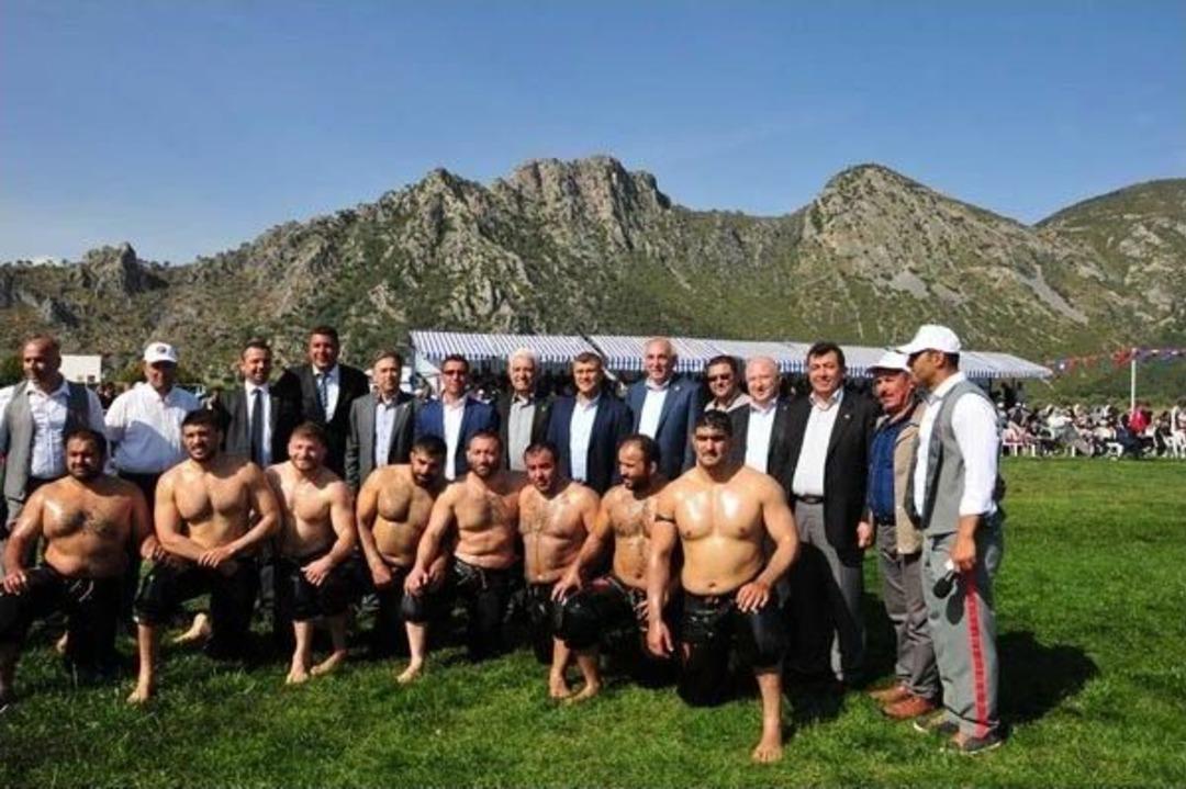 Kırkpınar&rsquo;ın Başpehlivanları Muğla &Ccedil;ayırında Kapıştı