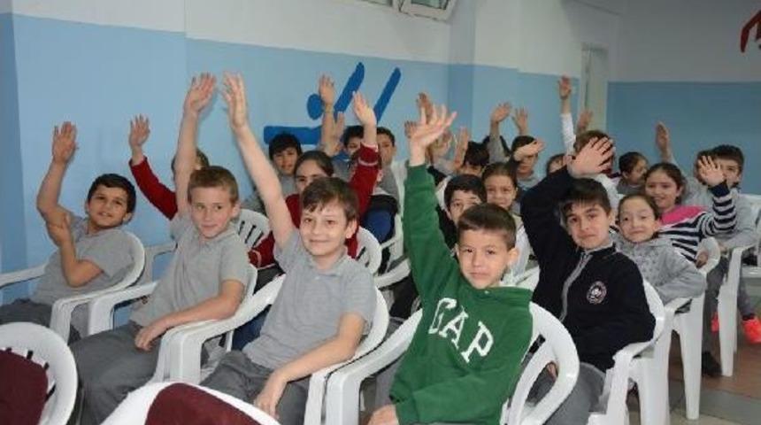 Renault'tan 5 Milyon Öğrenciye Trafik Eğitimi