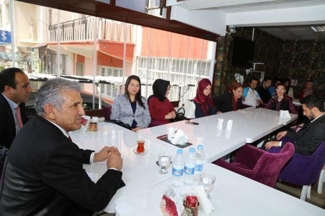 Elibol: &ldquo;t&uuml;rkiye&rsquo;de Asla Bir Kriz Yok&rdquo;