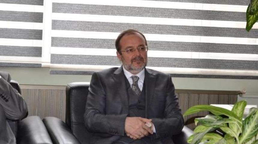 Arkadaşı Vasiyet Etti, Cenaze Namazını Diyanet İşleri Başkanı G&ouml;rmez Kıldırdı