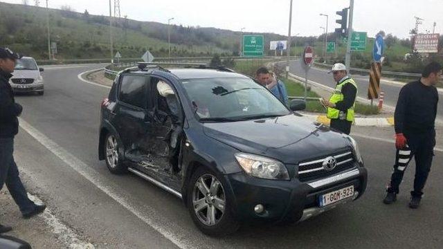 Bolu’da Trafik Kazası: 2 Yaralı