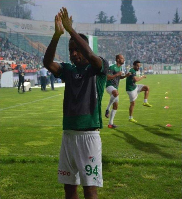 Bursaspor Taraftarlarından Takıma Müthiş Destek