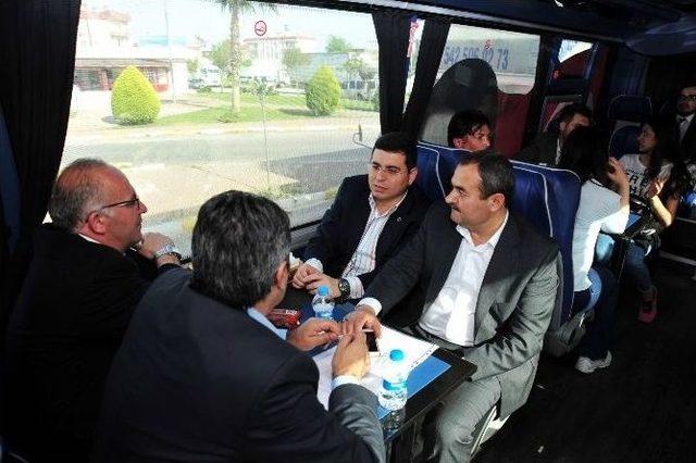 Başkan T&uuml;t&uuml;nc&uuml;, Varsak&rsquo;ta Vatandaşlarla Bir Araya Geldi 1