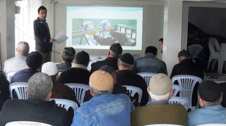 İzmit K&ouml;ylerindeki Eğitimler Devam Ediyor