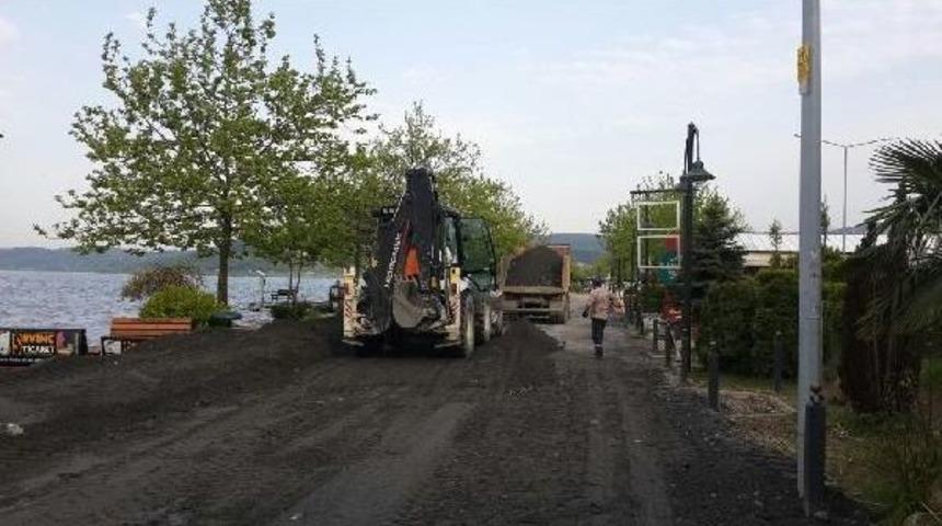 Belediye, Sapanca G&ouml;l&uuml;'ndeki Taşkın Nedeniyle Yolu Y&uuml;kseltti