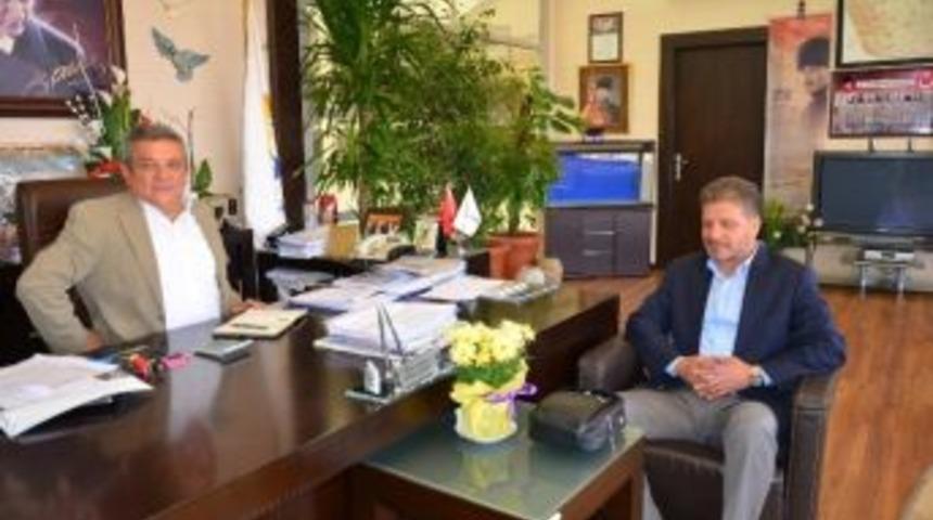 Kuşadası Emniyet M&uuml;d&uuml;r&uuml; Mustafa Topal Emekliye Ayrıldı