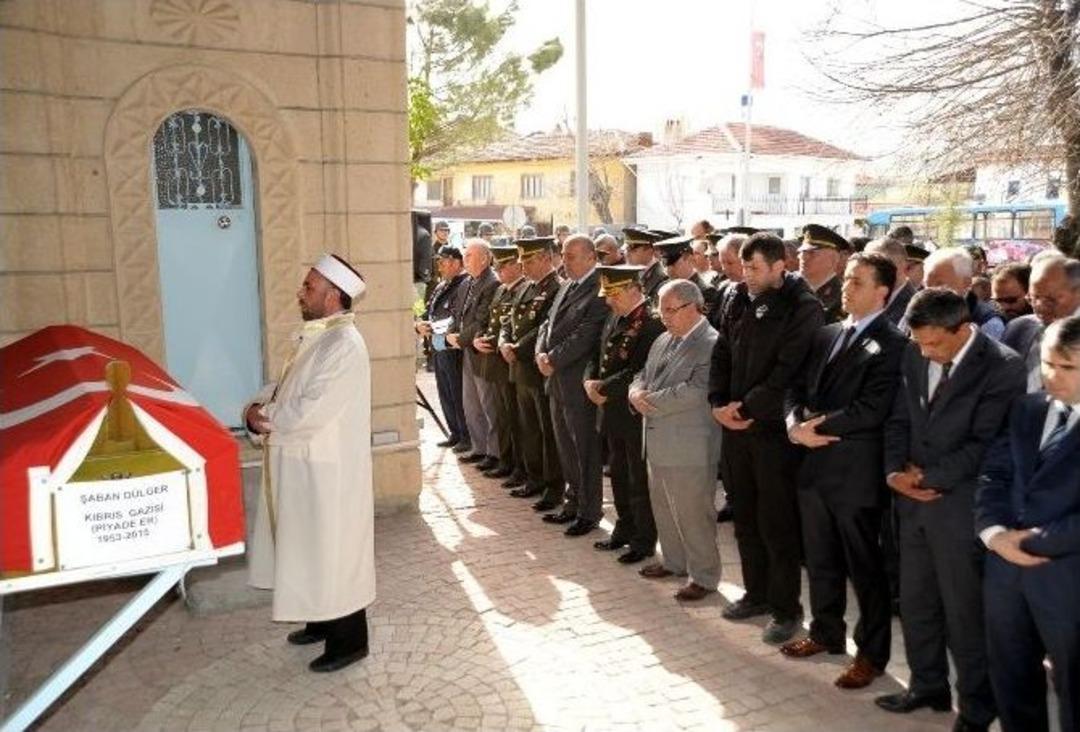 Kıbrıs Gazisi Şaban D&uuml;lger Son Yolculuğuna Uğurlandı