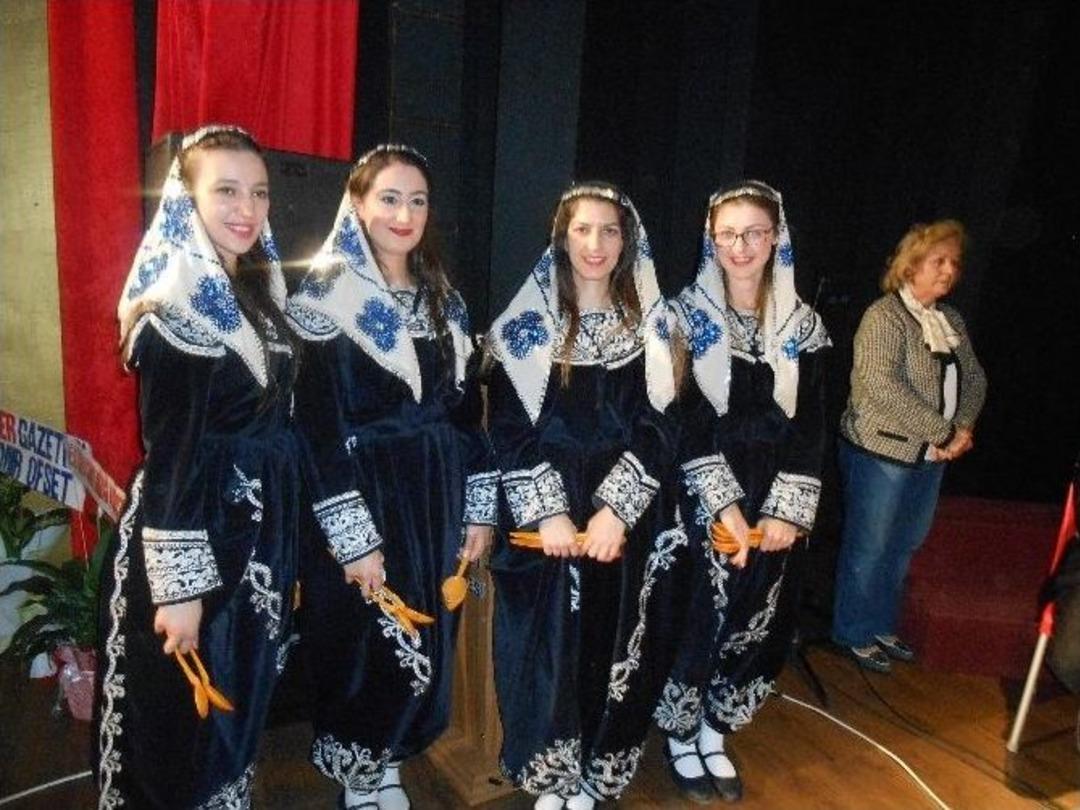 Esk&uuml;der&rsquo;in T&uuml;rk&uuml; Ve S&ouml;yleşi Gecesi