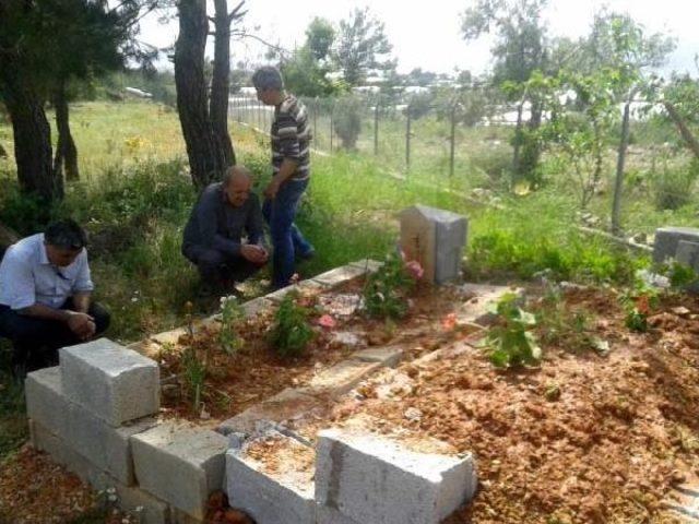 Cenazesine Sahip Çıkılmayan İngiliz, İslami Kurallara Göre Defnedildi