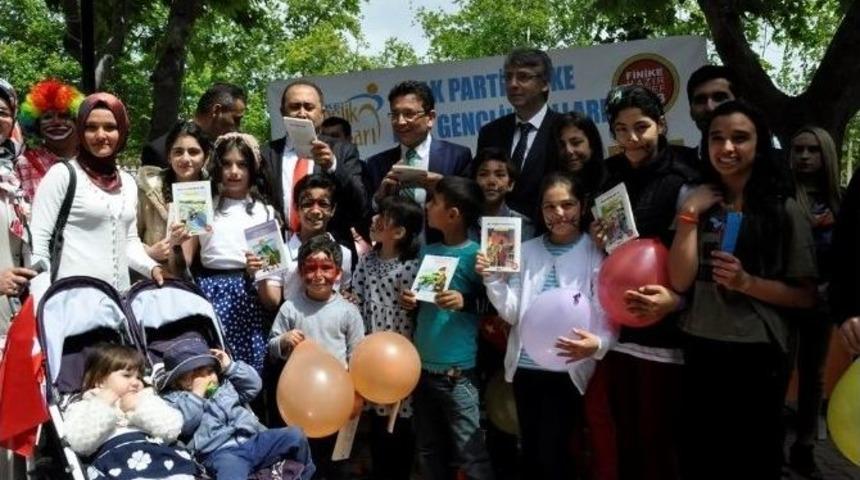 Ak Parti Adayı Uslu&rsquo;dan Finike Portakalına &Ouml;vg&uuml;