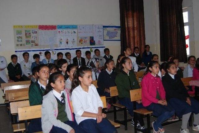 İdil’de Öğrencilere ’biyoçeşitlilik Ve Doğa Sevgisi Eğitim Projesi’ Semineri Verildi