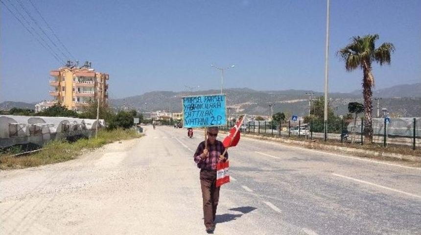 Tek Kişilik Pankartlı 2b Eylemi