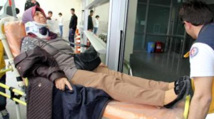 Kayseri'de Trafik Kazası: 7 Yaralı