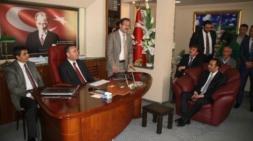 Ak Parti Yozgat Milletvekili Adayı Abdulkadir Akg&uuml;l&rsquo;den Yesob&rsquo;a Ziyaret