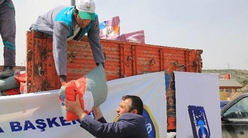 G&ouml;lbaşılı &Ccedil;ift&ccedil;ilere Tohum Desteği